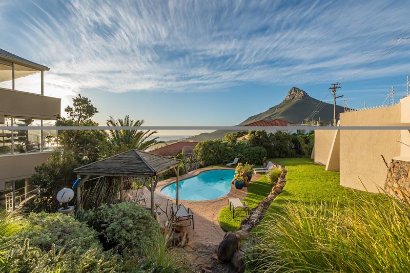 To Let 2 Bedroom Property for Rent in Camps Bay Western Cape